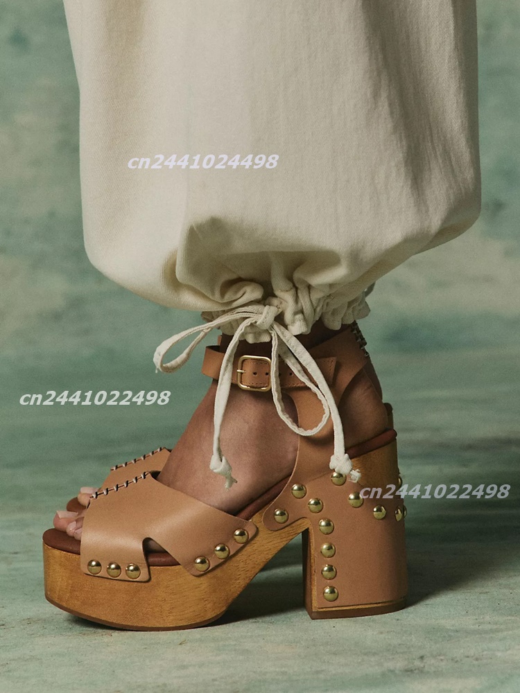 Geta Wooden Sandal - 여성용 청키 블록 우드 힐 플랫폼